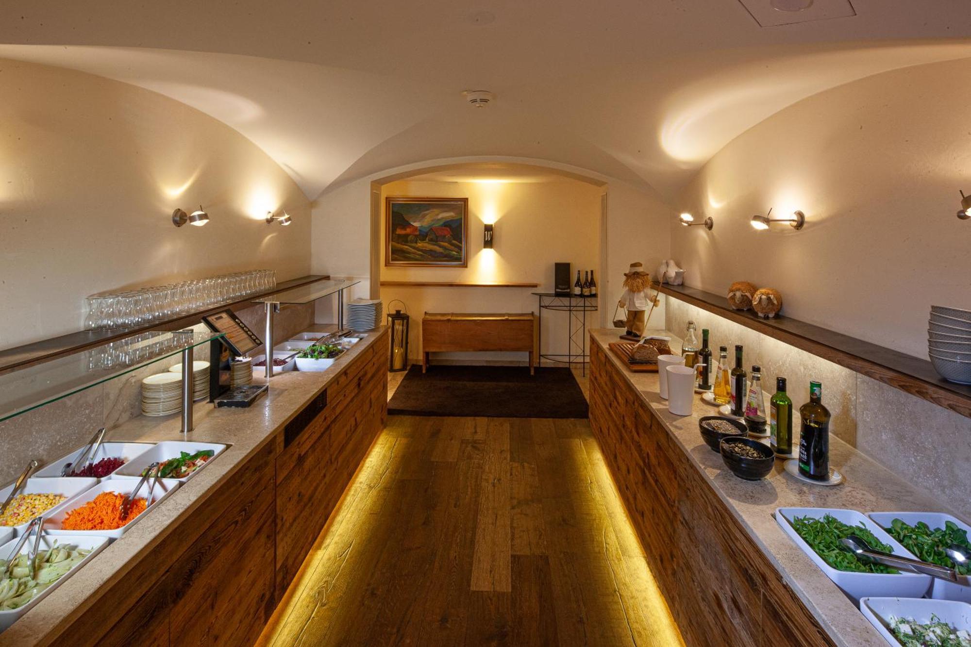 Hotel Walliserstube 3*